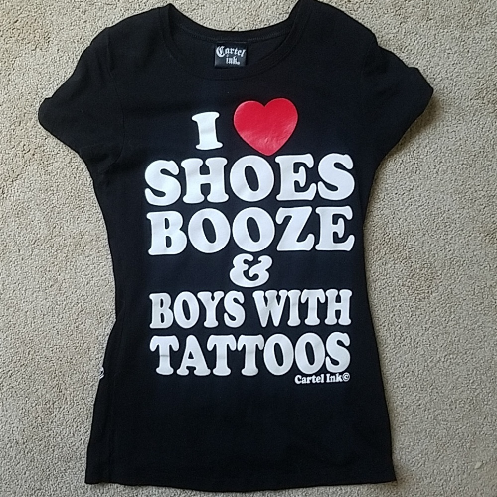 Short sleeved shirt